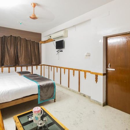 Hotel Sp Grand Karur  Kültér fotó