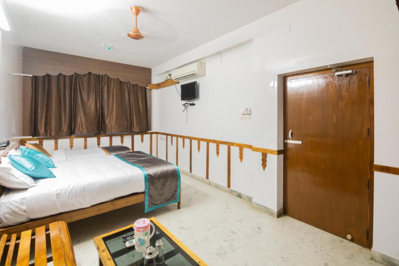 Hotel Sp Grand Karur  Kültér fotó