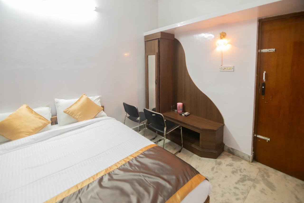 Hotel Sp Grand Karur  Kültér fotó