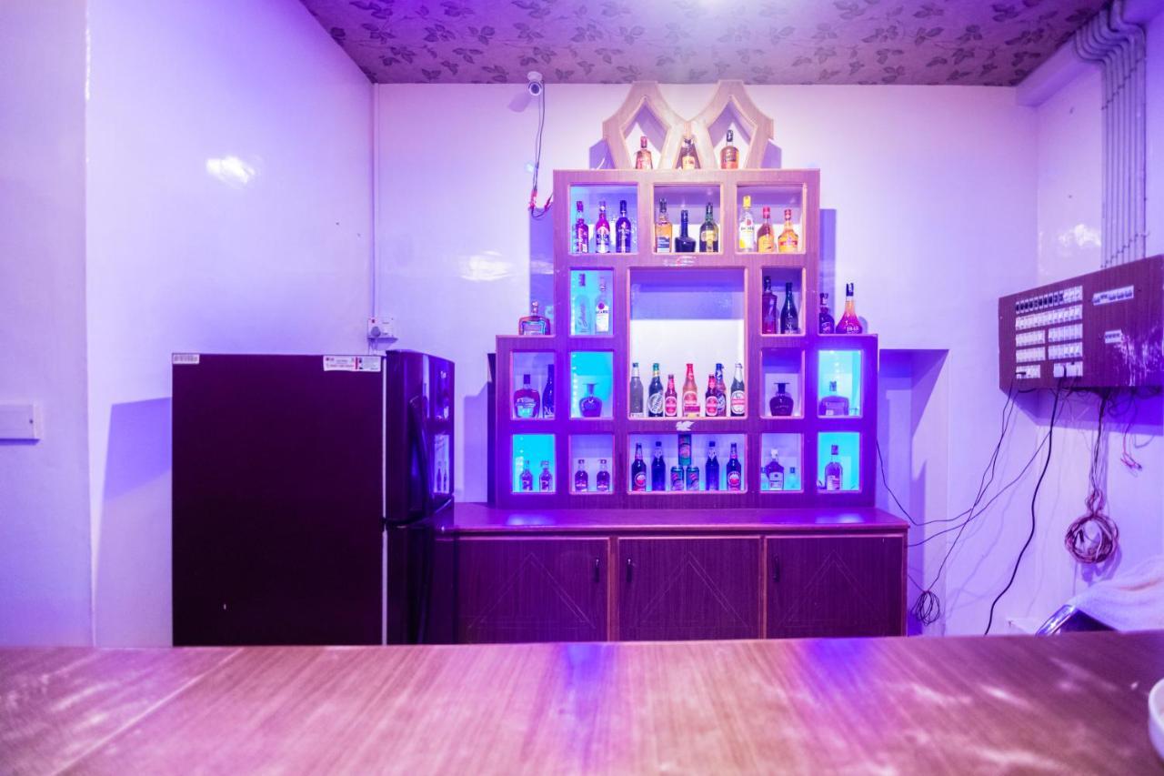 Hotel Sp Grand Karur  Kültér fotó