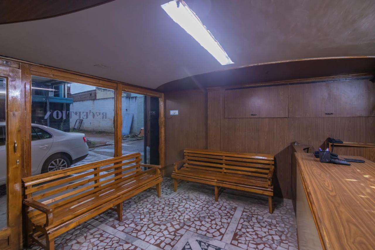 Hotel Sp Grand Karur  Kültér fotó